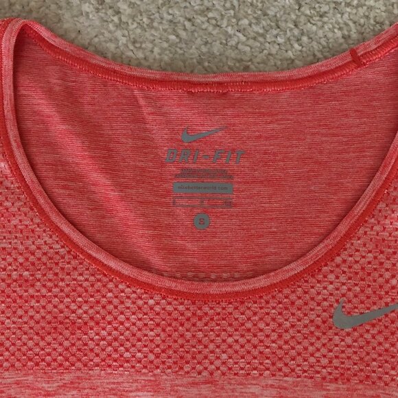 Nike Dri-Fit Long Sleeve Scoop Neck Athletic Activewear Top Orange Heather Sz S - Picture 3 of 4